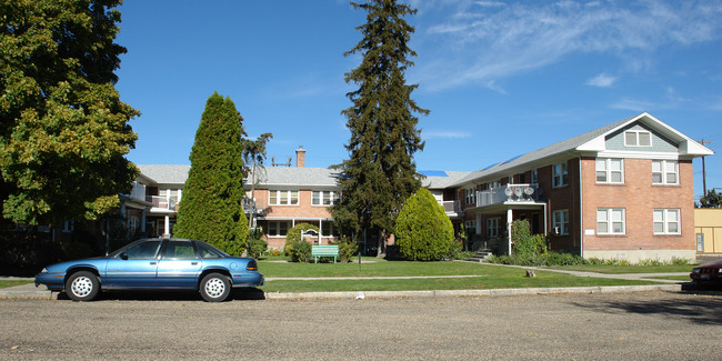 Rosewood Apartments in Nampa, ID - Foto de edificio - Building Photo