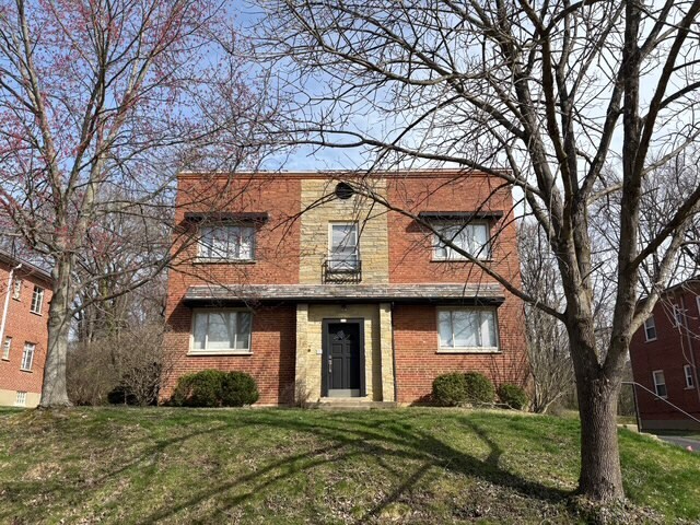 810 Ellison Ave, Unit 4