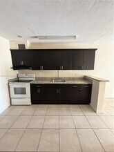 2203 Taft St in Hollywood, FL - Building Photo - Building Photo