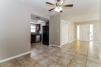 1733 Ragland Ave in Clearwater, FL - Building Photo - Building Photo