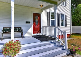 64 Parker Terrace in Glastonbury, CT - Building Photo - Building Photo