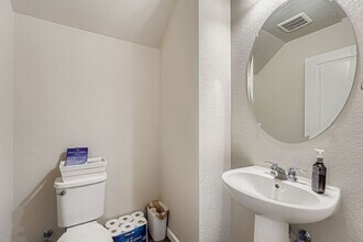 14933 E Belleview Dr in Aurora, CO - Building Photo - Building Photo