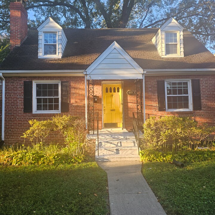 4011 Augusta Ave in Richmond, VA - Building Photo