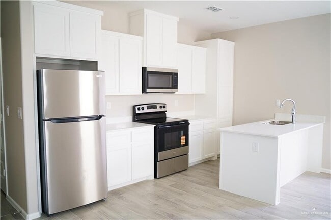 property at 1608 Canelo Dr