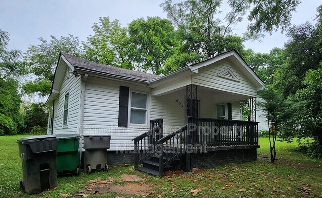 609 Hillcrest St in Charlotte, NC - Building Photo - Building Photo