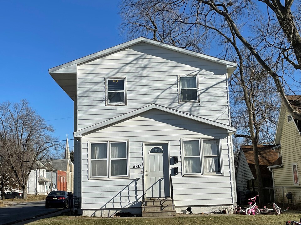 1007 E 7th St in Des Moines, IA - Building Photo