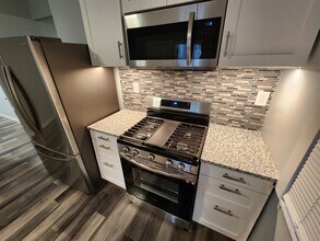 28 Piedmont St, Unit 1 in Providence, RI - Building Photo - Building Photo