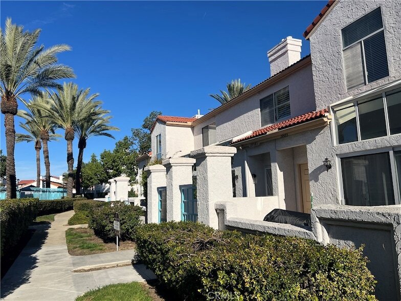 29581 Cara Way in Temecula, CA - Building Photo