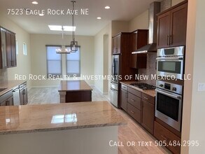 7523 Eagle Rock Ave NE in Albuquerque, NM - Building Photo - Building Photo