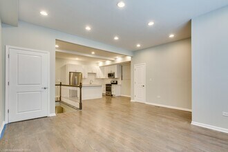 712 N Willard Ct-Unit -1 in Chicago, IL - Building Photo - Building Photo