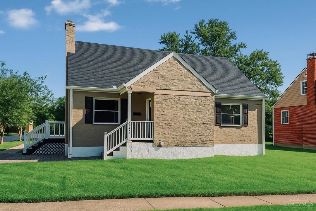6824 Salem Rd in Cincinnati, OH - Building Photo