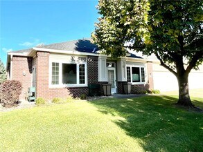 12022 Vermillion St NE in Blaine, MN - Building Photo - Building Photo