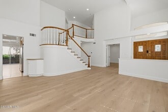 658 Elevar Ct in Simi Valley, CA - Building Photo - Building Photo