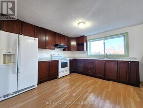 50 Madawaska St in Arnprior, ON - Building Photo - Building Photo