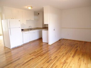 146 Hackberry Dr in Stephens City, VA - Building Photo - Building Photo