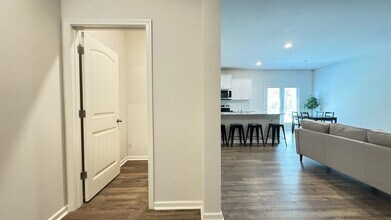 488 Stoneybrook Dr in Dahlonega, GA - Building Photo - Building Photo