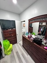 158 Hopkins Ave, Unit First Floor in Jersey City, NJ - Building Photo - Building Photo