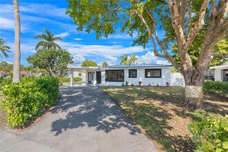 455 SW 14th Ct in Pompano Beach, FL - Building Photo - Building Photo