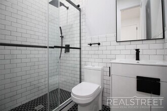 Charming Brand New 2.5 Bed 2 Bath with Ter in Brooklyn, NY - Building Photo - Building Photo