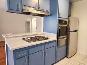 1839-1841 Colby Ave in Los Angeles, CA - Foto de edificio - Building Photo