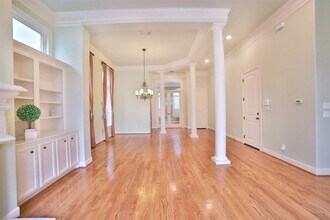 6335 E Mystic Meadow in Houston, TX - Building Photo - Building Photo