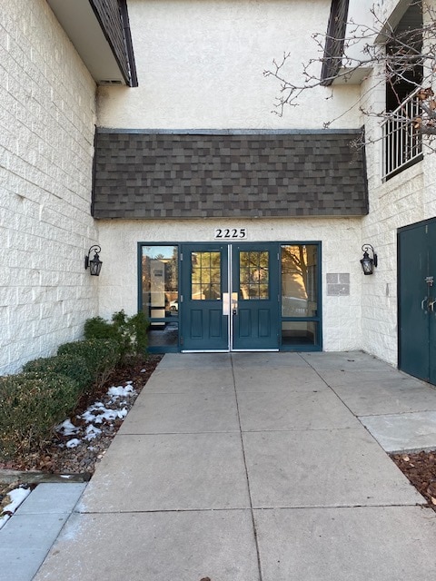 property at 2225 S Jasmine St