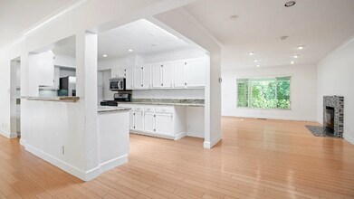 3254 Sweet Dr in Lafayette, CA - Building Photo - Building Photo
