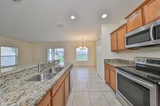 510 Laguna Mill Dr in Ruskin, FL - Building Photo - Building Photo