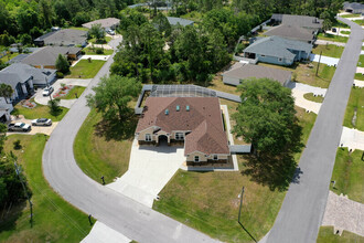 2 Lee Pl in Palm Coast, FL - Building Photo - Building Photo