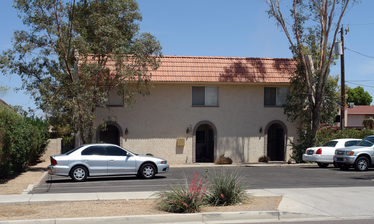 18037 N 40th St in Phoenix, AZ - Building Photo