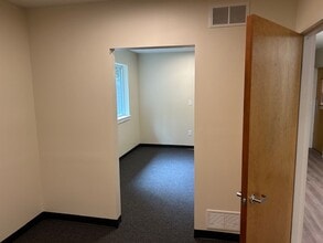 95 Quarry St, Unit 1 in Willimantic, CT - Building Photo - Building Photo