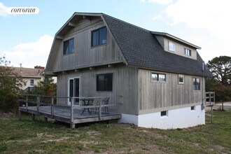 31 Leeton Rd in Amagansett, NY - Building Photo - Building Photo