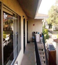 1432 E Maple St in Glendale, CA - Foto de edificio - Building Photo