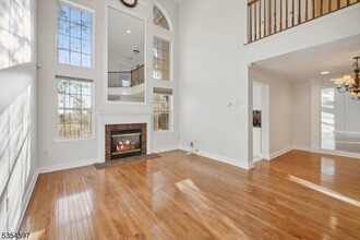38 Musket Dr in Bernards, NJ - Building Photo - Building Photo