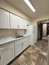 33 Oak St in Walden, NY - Foto de edificio - Building Photo