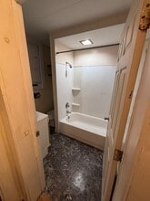 9 Urquhart St in Rumford, ME - Building Photo - Building Photo