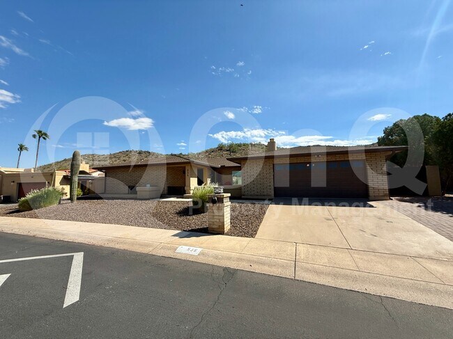 535 W Sweetwater Ave in Phoenix, AZ - Building Photo - Building Photo