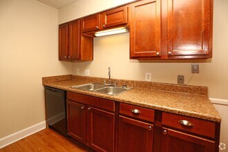 414 Old Manor Rd in Columbia, SC - Building Photo - Building Photo