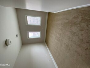 2 West Ave in Saratoga Springs, NY - Building Photo - Building Photo