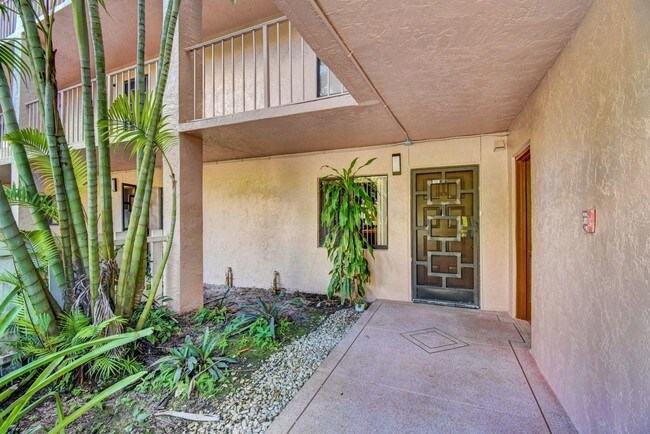 7340 Amberly Ln-Unit -110 in Delray Beach, FL - Building Photo - Building Photo