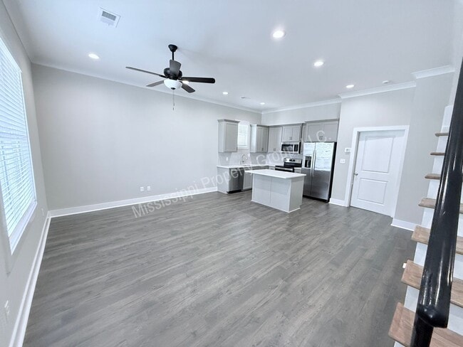 1402 Pleasant Dr in Oxford, MS - Building Photo - Building Photo