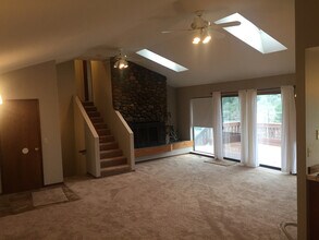 200 Sunrock Dr in Folsom, CA - Building Photo - Building Photo