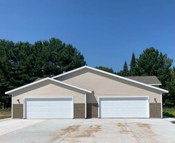 402 Brock Ave in Junction City, WI - Building Photo