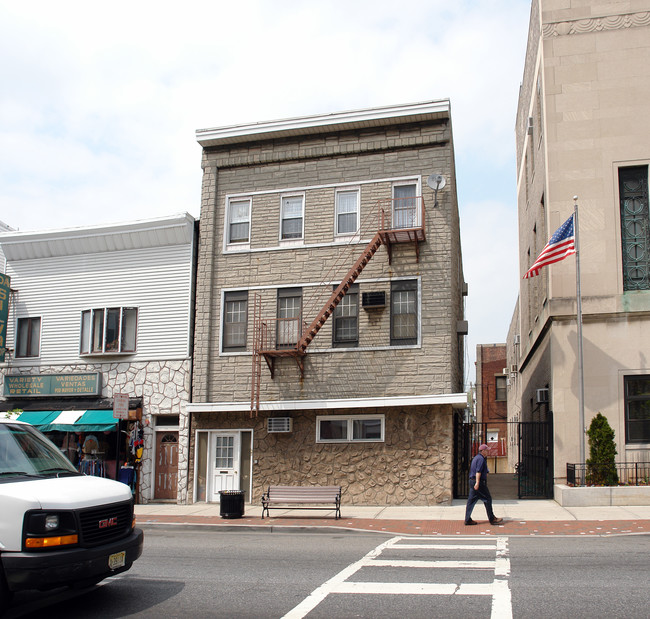 316 Harrison Ave in Harrison, NJ - Building Photo - Building Photo