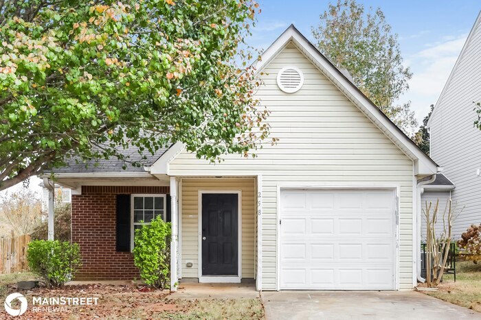 258 Coral Cir in Mcdonough, GA - Building Photo