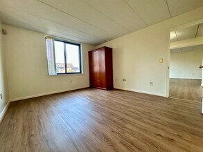85 Brainerd Rd, Unit 303 in Boston, MA - Foto de edificio - Building Photo