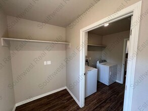 2113 Bobwhite Ct in Clovis, NM - Building Photo - Building Photo