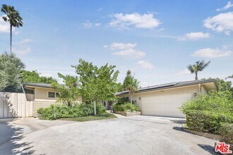 3133 Barbydell Dr in Los Angeles, CA - Building Photo - Building Photo