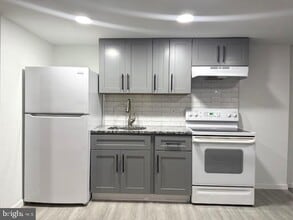 6355 Hegerman St in Philadelphia, PA - Building Photo - Building Photo