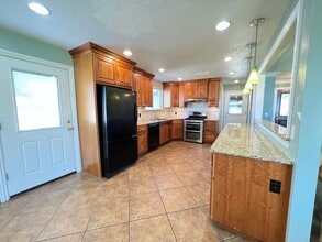 4912 Trail Ave in West Valley City, UT - Building Photo - Building Photo